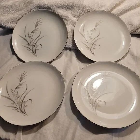 VTG Castlecourt Fine China Japan Wheat Spray 4 SaladBread Plates 7 3/4" - Picture 1 of 7